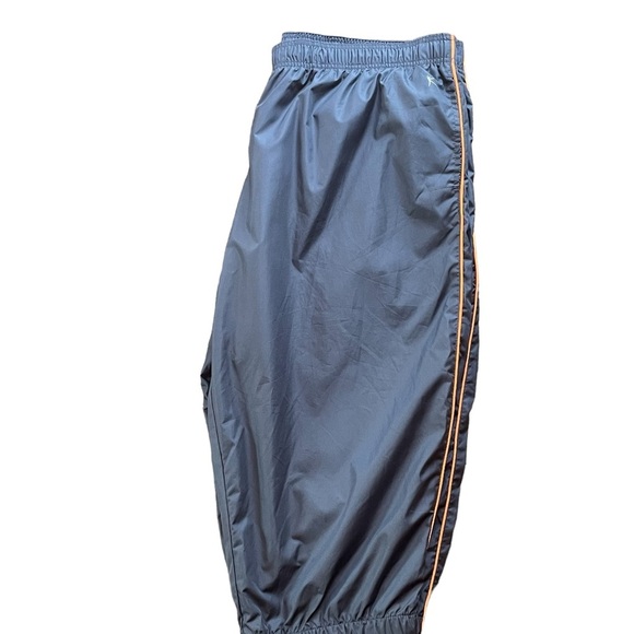 Danskin Now woman’s cropped performance pants, gray, size XXL - Picture 2 of 8